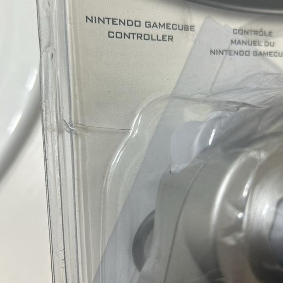 GameCube  controller from Nintendo a real vintage item see pic for details - Picture 2 of 3